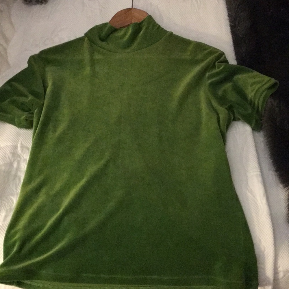 Velvet green shirt